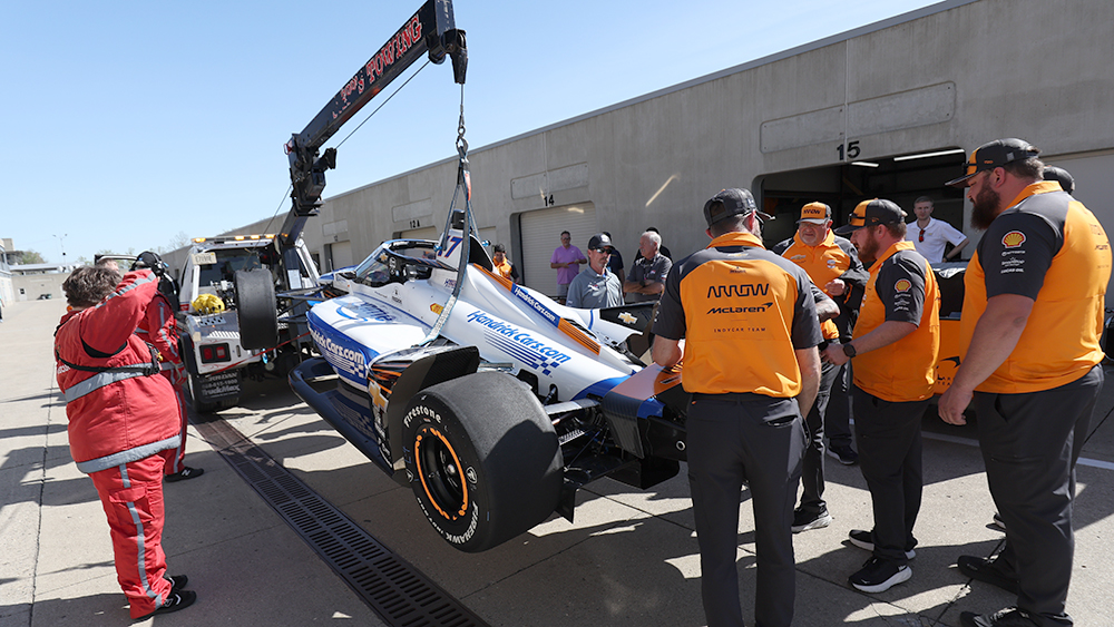 Paddock Buzz: Crash Cuts Short Kyle Larson's Preparation