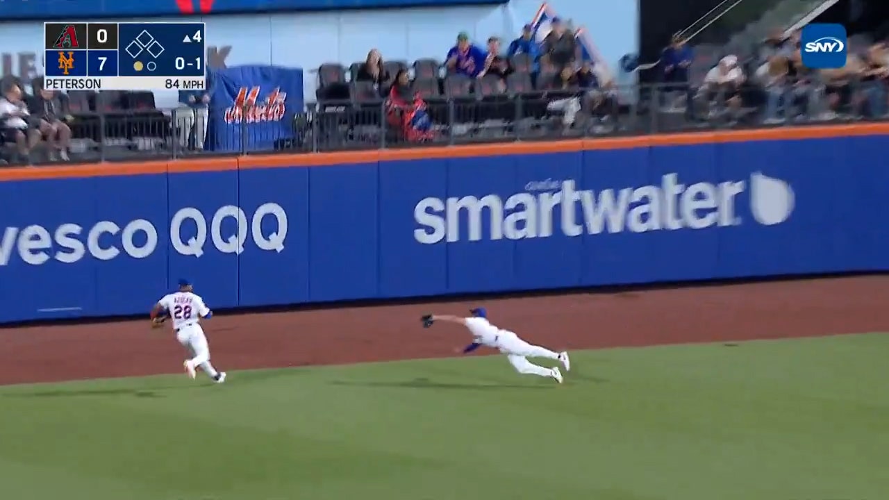 Mets' Tyrone Taylor makes an incredible diving catch vs. Diamondbacks