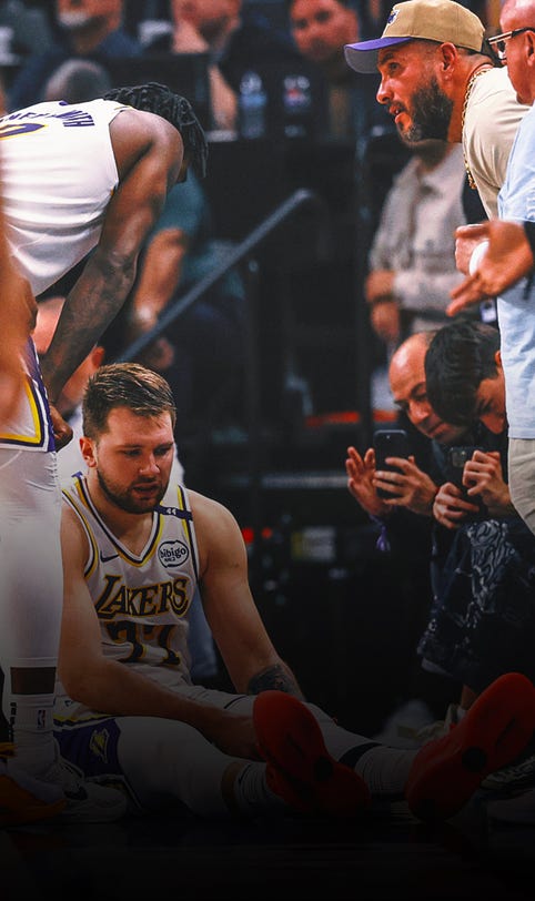 Referees missed foul on Luka Doncic late in Lakers' Game 4 loss, NBA confirms