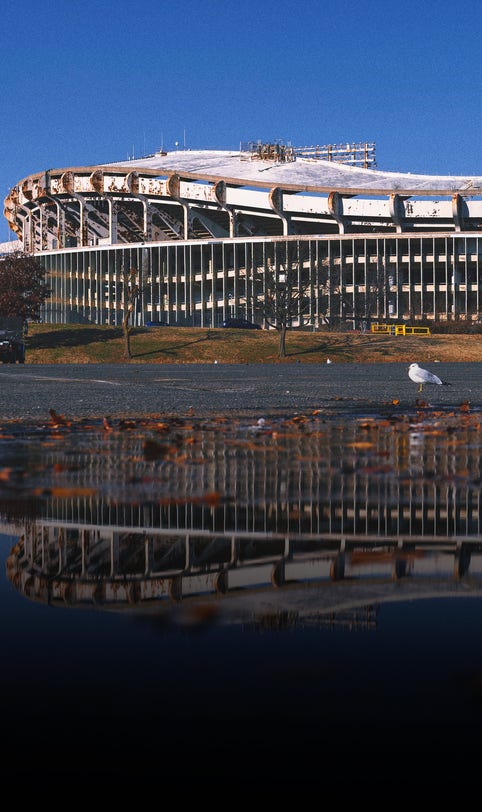 Commanders, D.C. agree to build stadium at RFK site