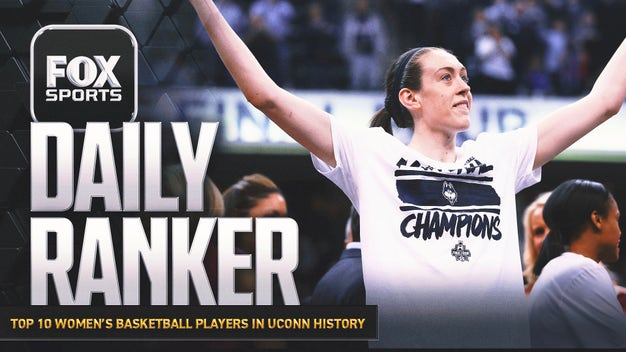 Who are the 10 best players in UConn women's basketball history?